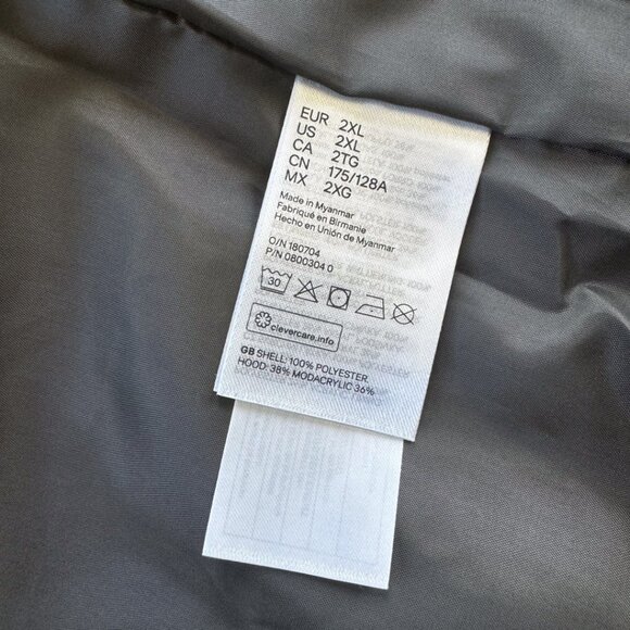 H&M Quilted Puffer Vest with Detachable Hood NWT 2XL - Picture 4 of 4